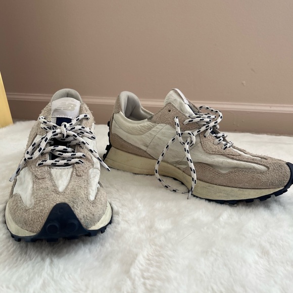 Men’s New Balance 327 Suede Size US 10 - Picture 5 of 6